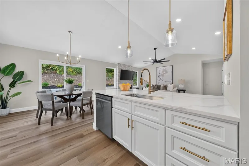 11075 Village Drive, Foristell, MO 63348 — listing photo 11 of 45