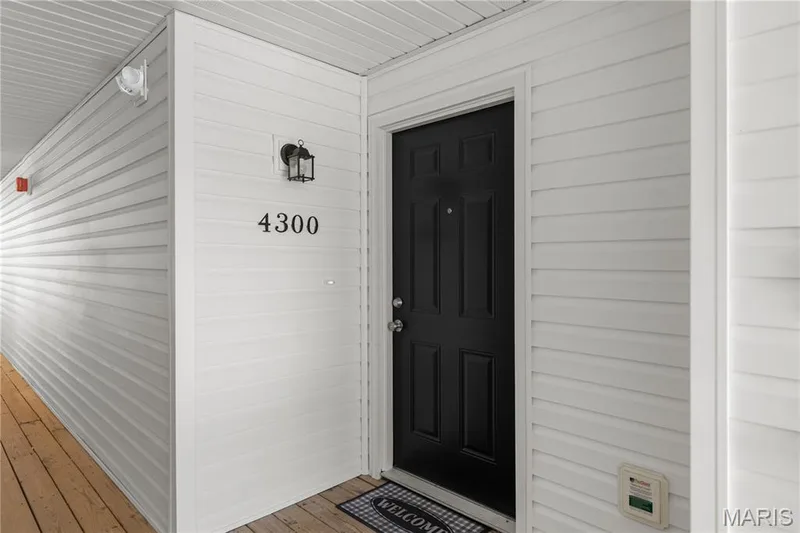 4300 Spring Creek Lane, O'Fallon, MO 63368 — listing photo 2 of 19