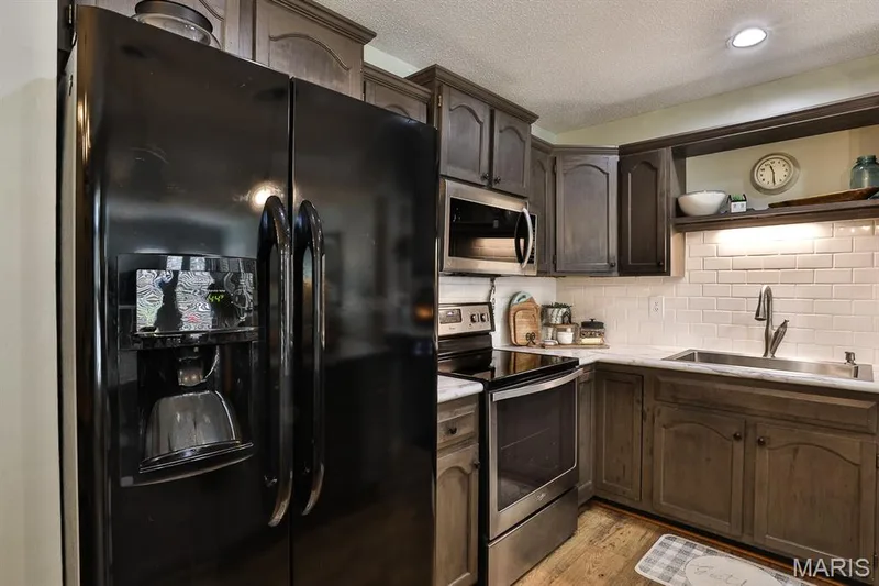3102 Green Prairie Drive #3, St Charles, MO 63303 — listing photo 12 of 32