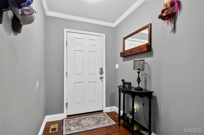 5513 Wavecrest Circle, St Charles, MO 63304 — listing photo 5 of 61