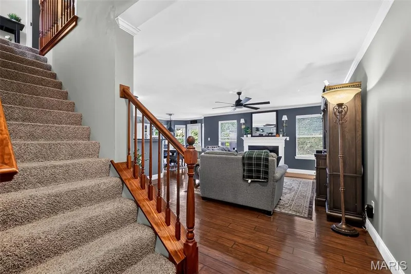 5513 Wavecrest Circle, St Charles, MO 63304 — listing photo 6 of 61