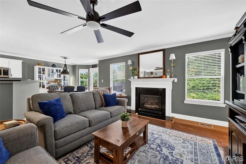 5513 Wavecrest Circle, St Charles, MO 63304 — listing photo 11 of 61