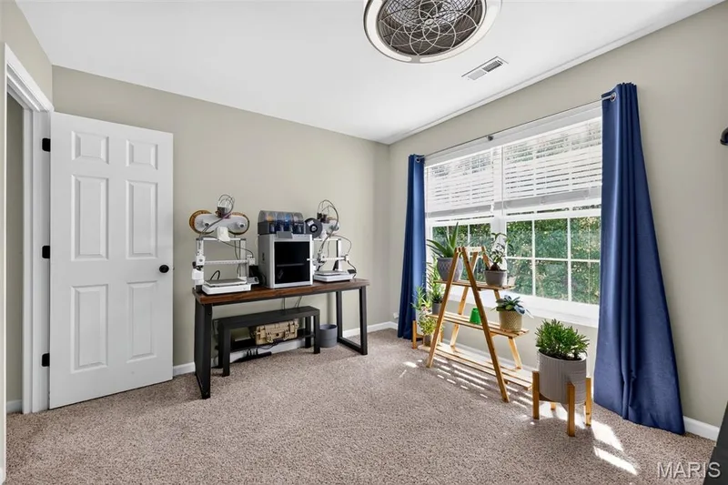 5513 Wavecrest Circle, St Charles, MO 63304 — listing photo 37 of 61