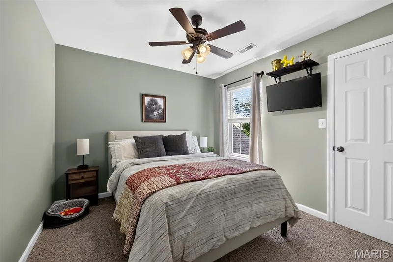 5513 Wavecrest Circle, St Charles, MO 63304 — listing photo 39 of 61