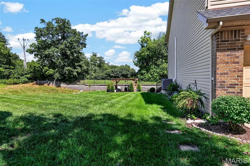 5513 Wavecrest Circle, St Charles, MO 63304 — listing photo 54 of 61