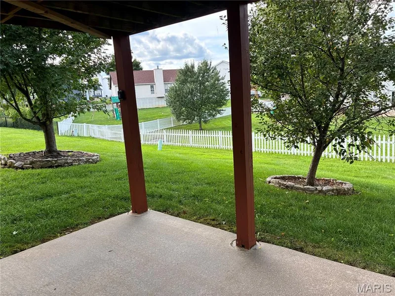 221 Stone Run Boulevard, Wentzville, MO 63385 — listing photo 28 of 29