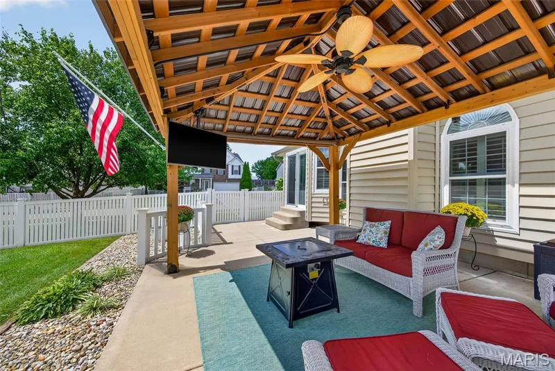 41 Old Yorktown Court, Wentzville, MO 63385 — listing photo 38 of 45