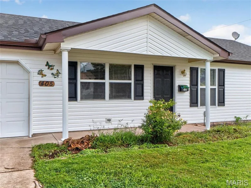 405 Prince Ruppert Drive, O'Fallon, MO 63366 — listing photo 5 of 32