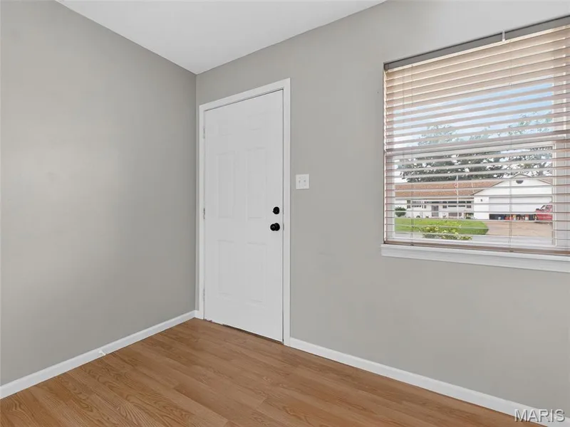 405 Prince Ruppert Drive, O'Fallon, MO 63366 — listing photo 8 of 32