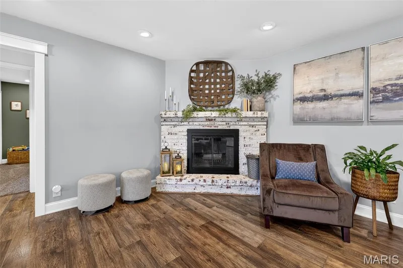 931 Quince Drive, St Charles, MO 63301 — listing photo 7 of 36