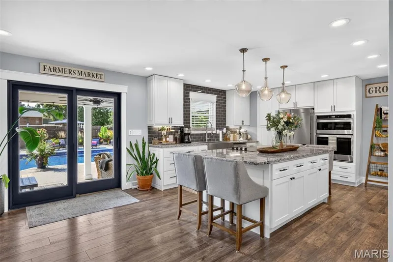 931 Quince Drive, St Charles, MO 63301 — listing photo 9 of 36