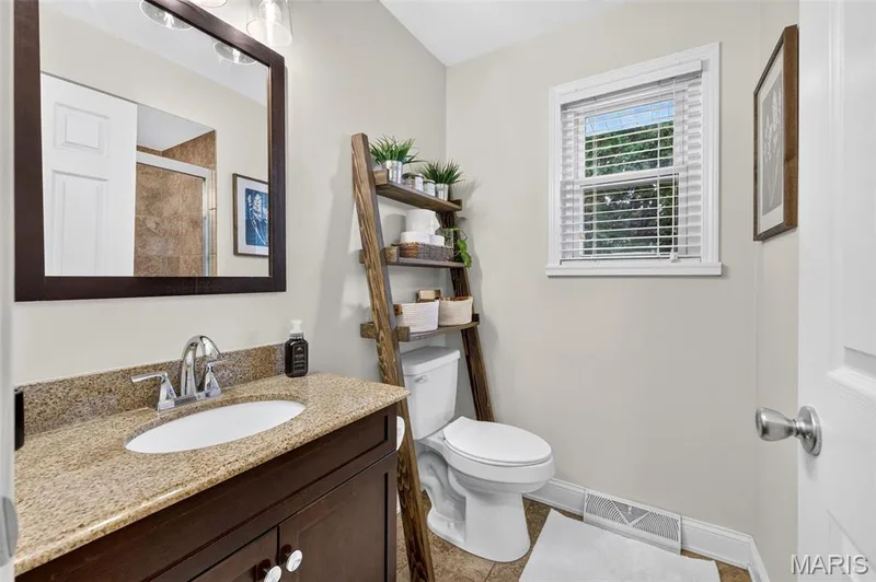 931 Quince Drive, St Charles, MO 63301 — listing photo 16 of 36