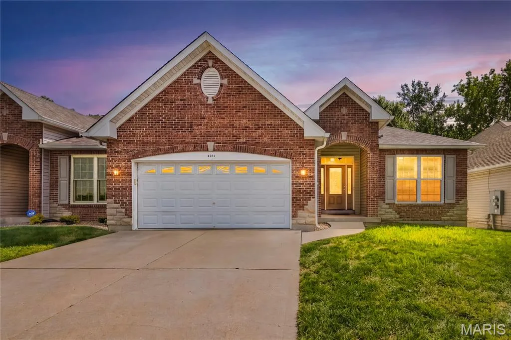 4124 Shepherds Hill Circle, St Peters, MO 63304 — listing photo 1 of 58