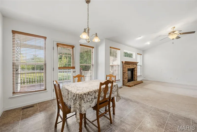 4124 Shepherds Hill Circle, St Peters, MO 63304 — listing photo 15 of 58