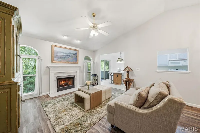 918 Blumhoff Road, Wentzville, MO 63385 — listing photo 2 of 25