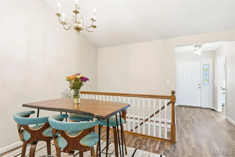 918 Blumhoff Road, Wentzville, MO 63385 — listing photo 4 of 25