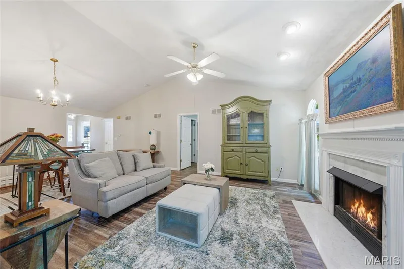 918 Blumhoff Road, Wentzville, MO 63385 — listing photo 18 of 25