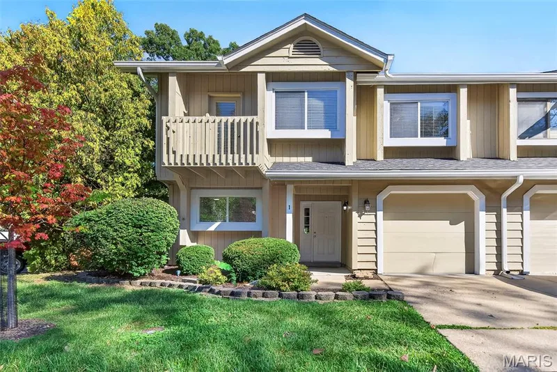 1 Rue De Paix #6, Lake St. Louis, MO — listing photo 1