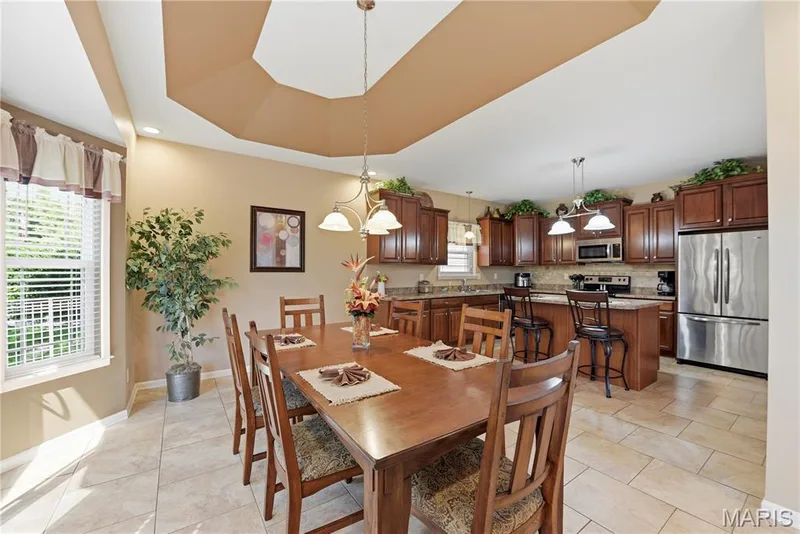 110 Cypress Meadows Drive, Wentzville, MO 63385 — listing photo 10 of 33