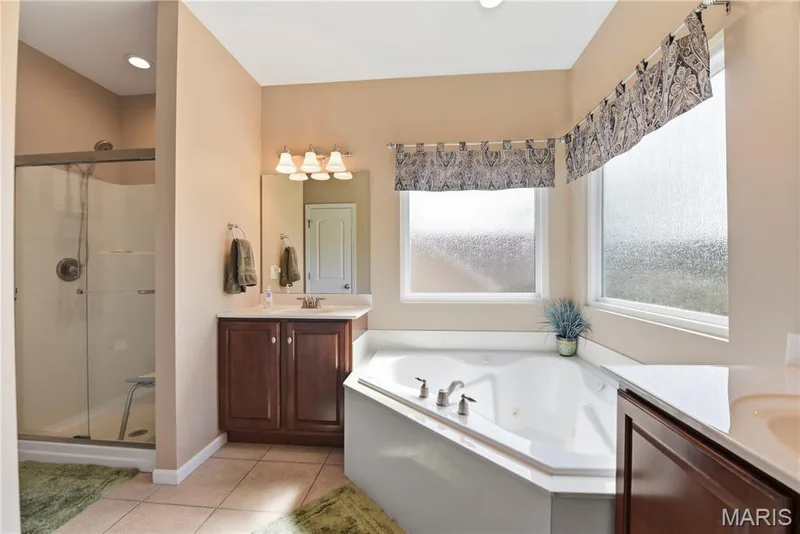 110 Cypress Meadows Drive, Wentzville, MO 63385 — listing photo 15 of 33