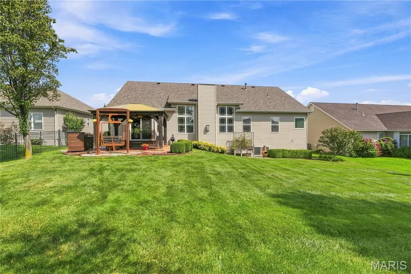 110 Cypress Meadows Drive, Wentzville, MO 63385 — listing photo 26 of 33