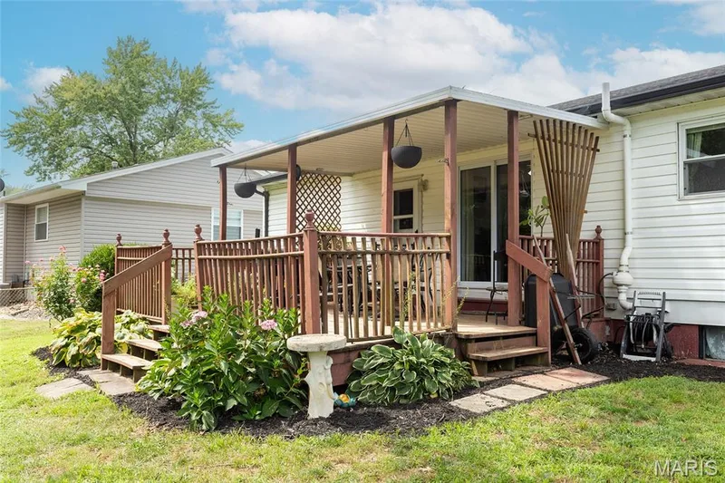 1133 Fordyce Lane, St Charles, MO 63303 — listing photo 19 of 23