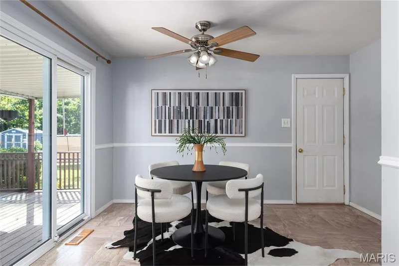 1133 Fordyce Lane, St Charles, MO 63303 — listing photo 9 of 27