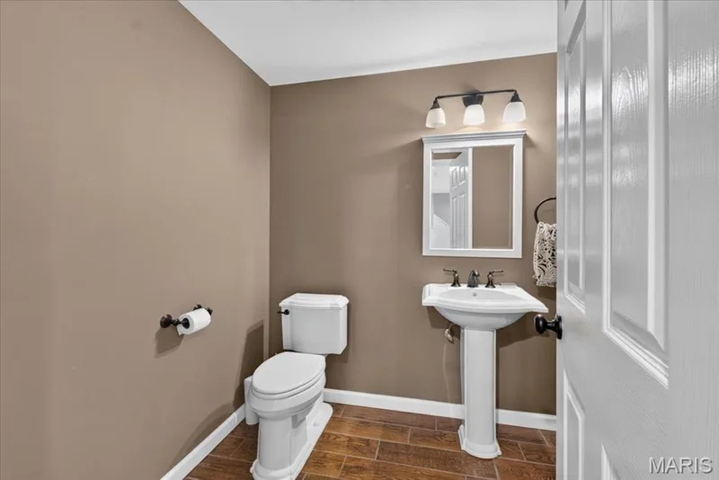 800 Dunbarton Drive, Weldon Spring, MO 63304 — listing photo 32 of 38