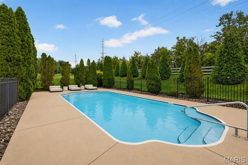 800 Dunbarton Drive, Weldon Spring, MO 63304 — listing photo 3 of 38