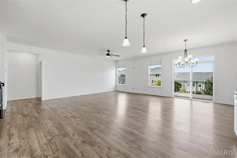 1555 Misty River Drive, St Paul, MO 63366 — listing photo 19 of 34