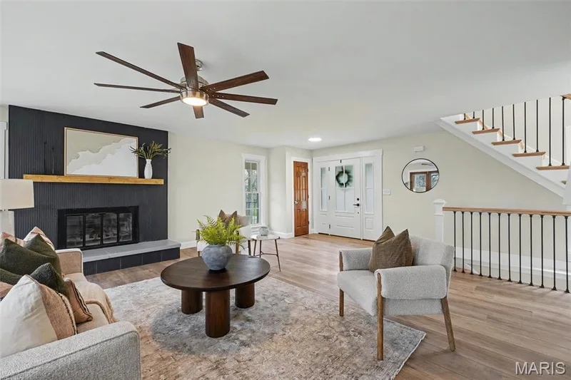 3 Oak Bluff Drive, Lake St. Louis, MO 63367 — listing photo 5 of 35