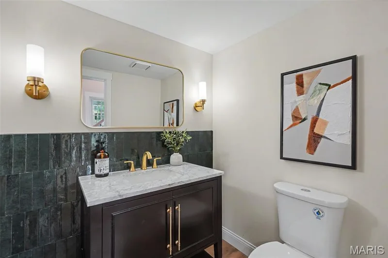 3 Oak Bluff Drive, Lake St. Louis, MO 63367 — listing photo 8 of 35