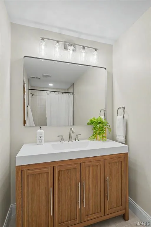 3 Oak Bluff Drive, Lake St. Louis, MO 63367 — listing photo 22 of 35