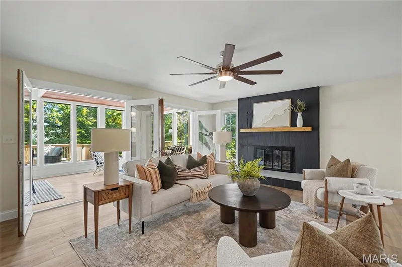 3 Oak Bluff Drive, Lake St. Louis, MO 63367 — listing photo 7 of 35