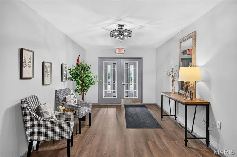 6 Monarch Trace Court #304, Chesterfield, MO 63017 — listing photo 3 of 27