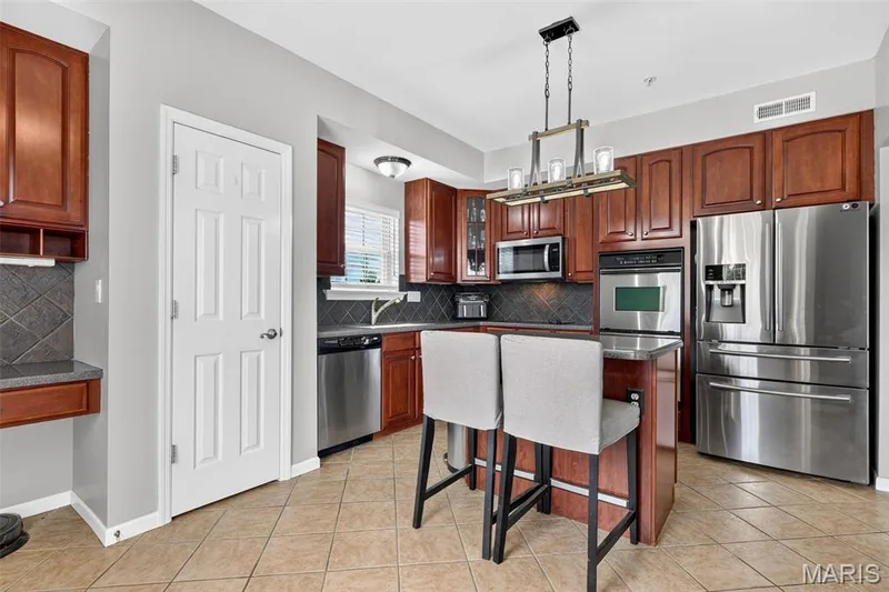 6 Monarch Trace Court #304, Chesterfield, MO 63017 — listing photo 11 of 27