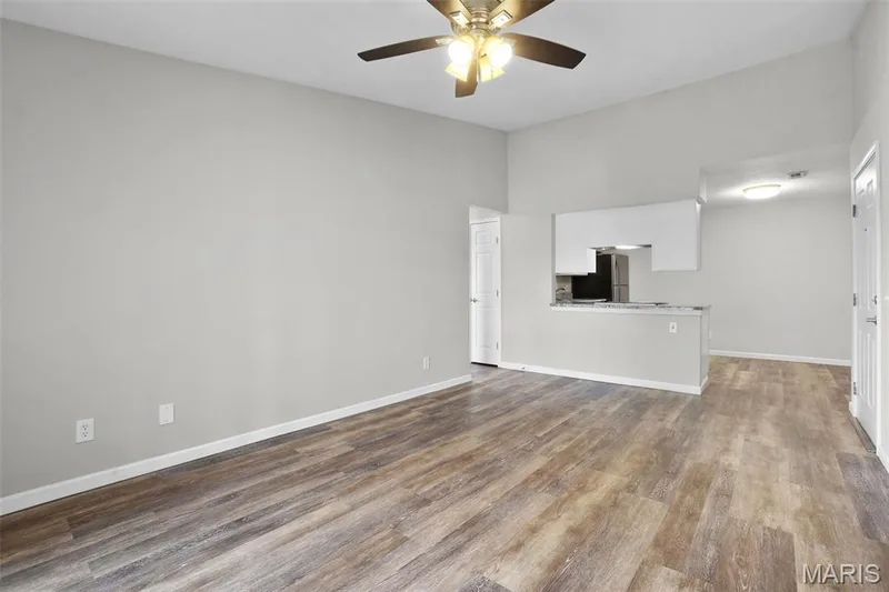 1630 Summergate Parkway #J, St Peters, MO 63303 — listing photo 6 of 19