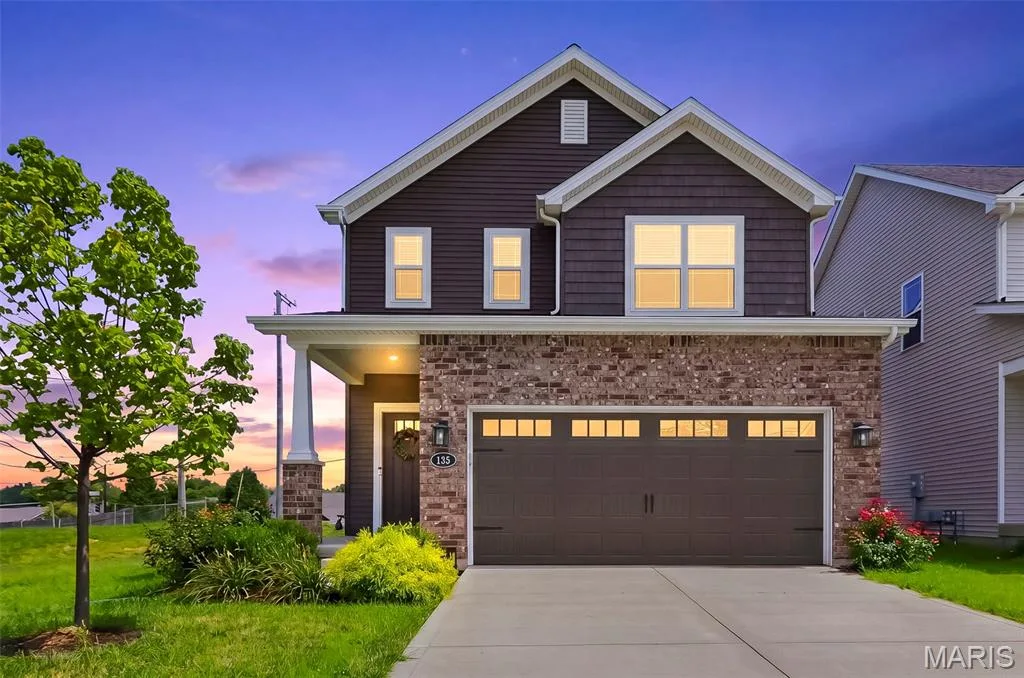 135 Woodline Court, St Peters, MO 63376 — listing photo 1 of 38