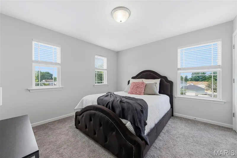 135 Woodline Court, St Peters, MO 63376 — listing photo 25 of 38