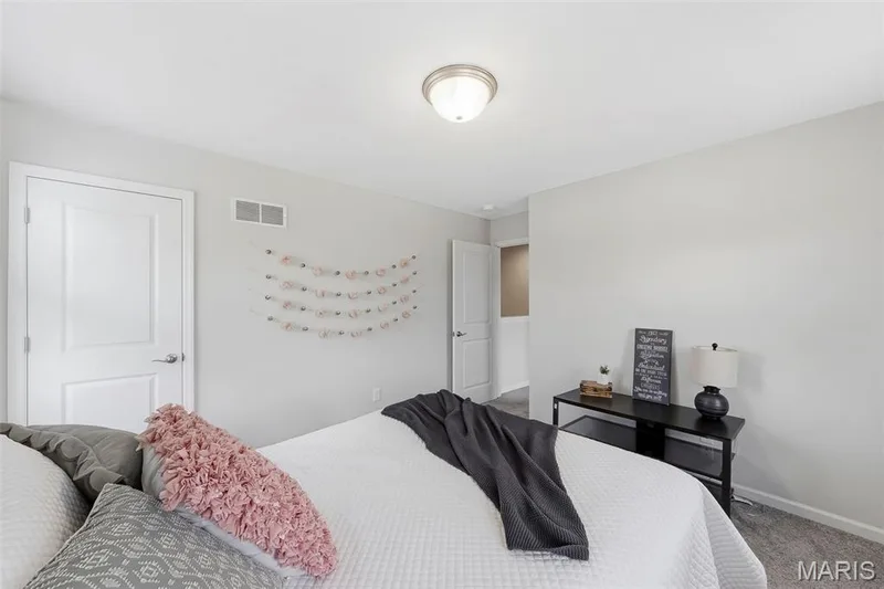 135 Woodline Court, St Peters, MO 63376 — listing photo 27 of 38