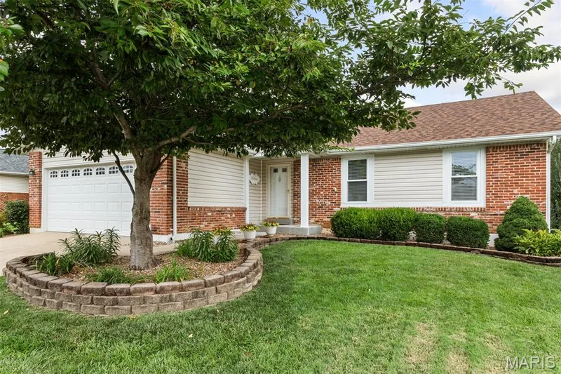 15 Dorchester Court, St Peters, MO 63376 — listing photo 4 of 61
