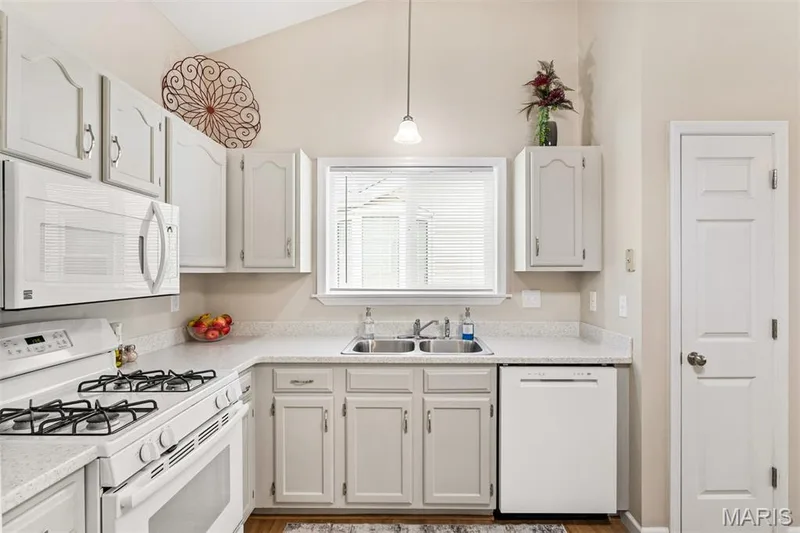 15 Dorchester Court, St Peters, MO 63376 — listing photo 27 of 61