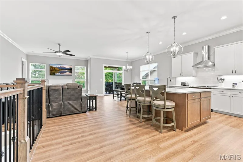 201 Keaton Woods Drive, St Charles, MO 63368 — listing photo 6 of 41