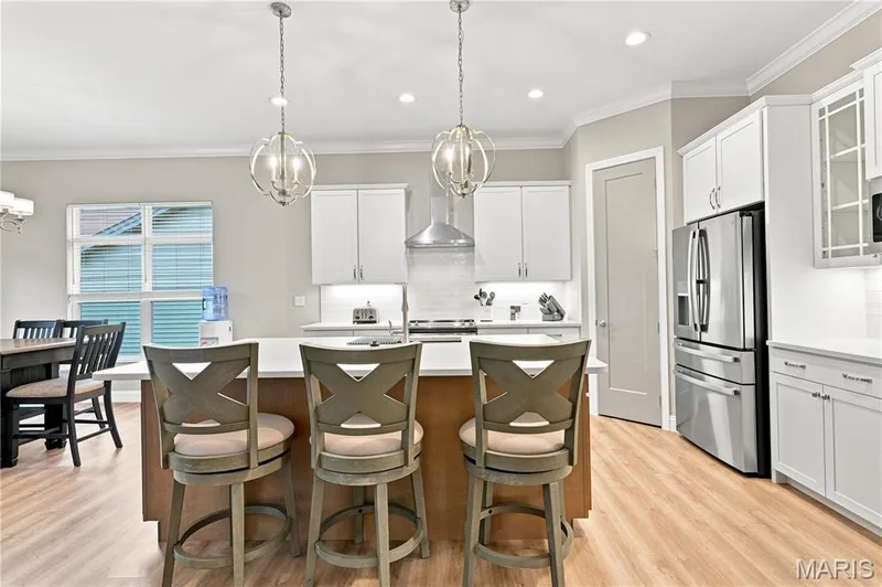 201 Keaton Woods Drive, St Charles, MO 63368 — listing photo 7 of 41