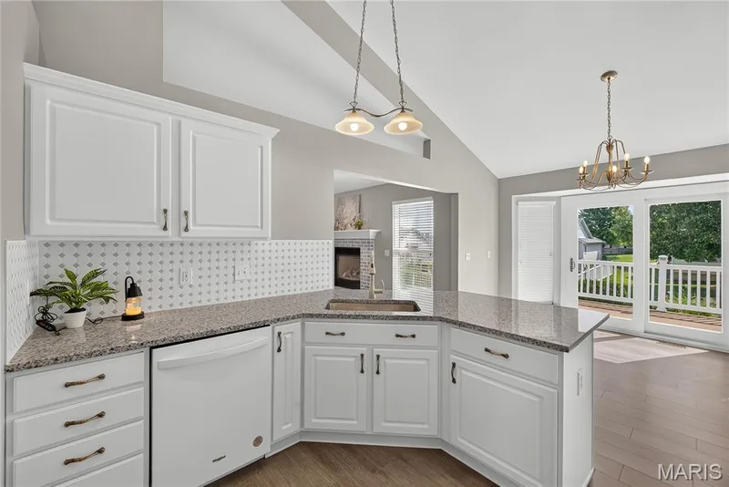 1314 Brighton Crest Drive, O'Fallon, MO 63366 — listing photo 28 of 53