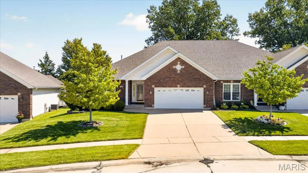 2418 Golden Bear Way #711A, Wentzville, MO 63385 — listing photo 1 of 69