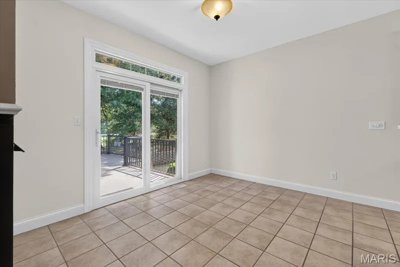 Eat in kitchen/ breakfast area — 2418 Golden Bear Way #711A, Wentzville, MO 63385