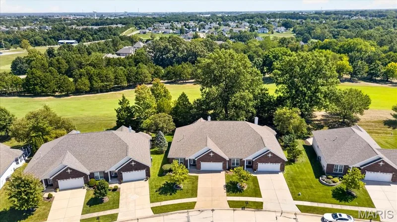 2418 Golden Bear Way #711A, Wentzville, MO 63385 — listing photo 66 of 69