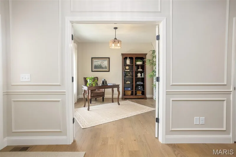 190 Santa Elena Drive, Wentzville, MO 63385 — listing photo 3 of 32