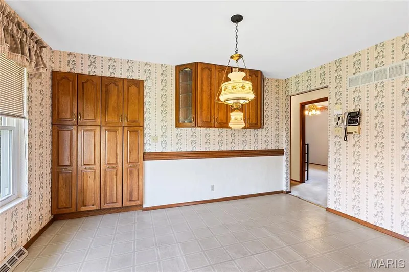 732 Fir Drive, St Charles, MO 63301 — listing photo 12 of 22
